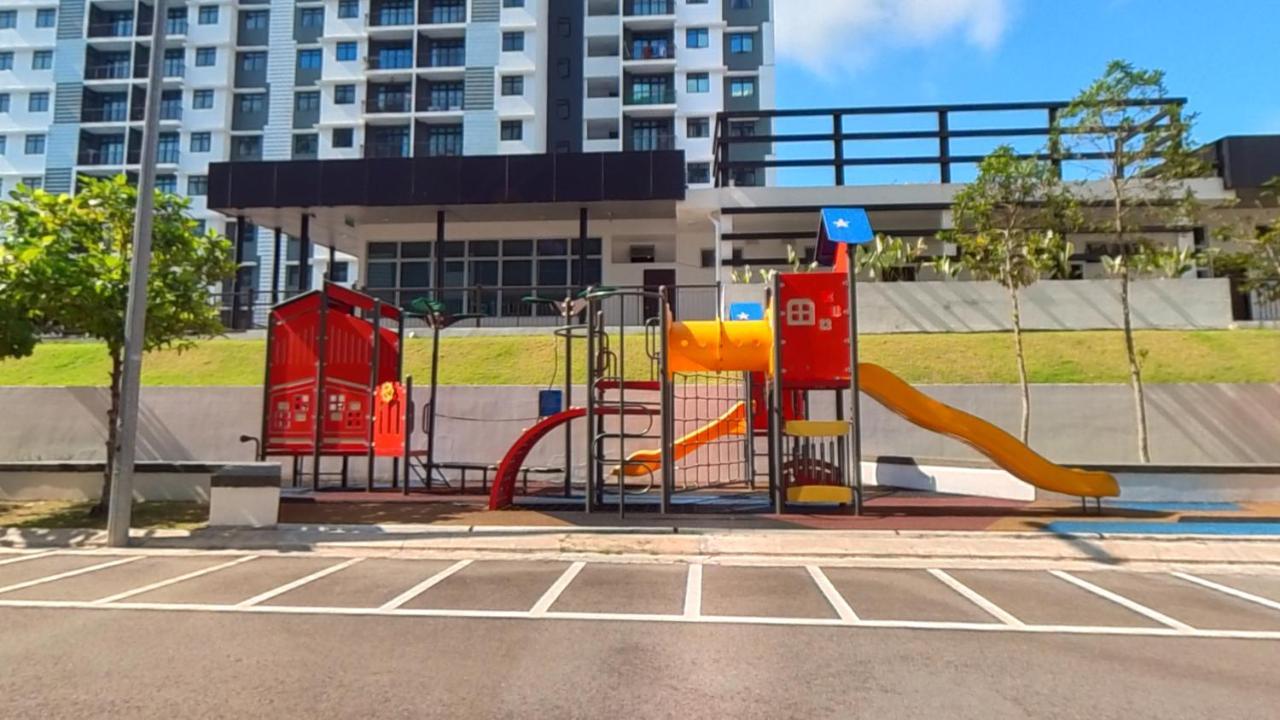 2 Parking Comfy Desaru Town Poolnetflix Bandar Penawar